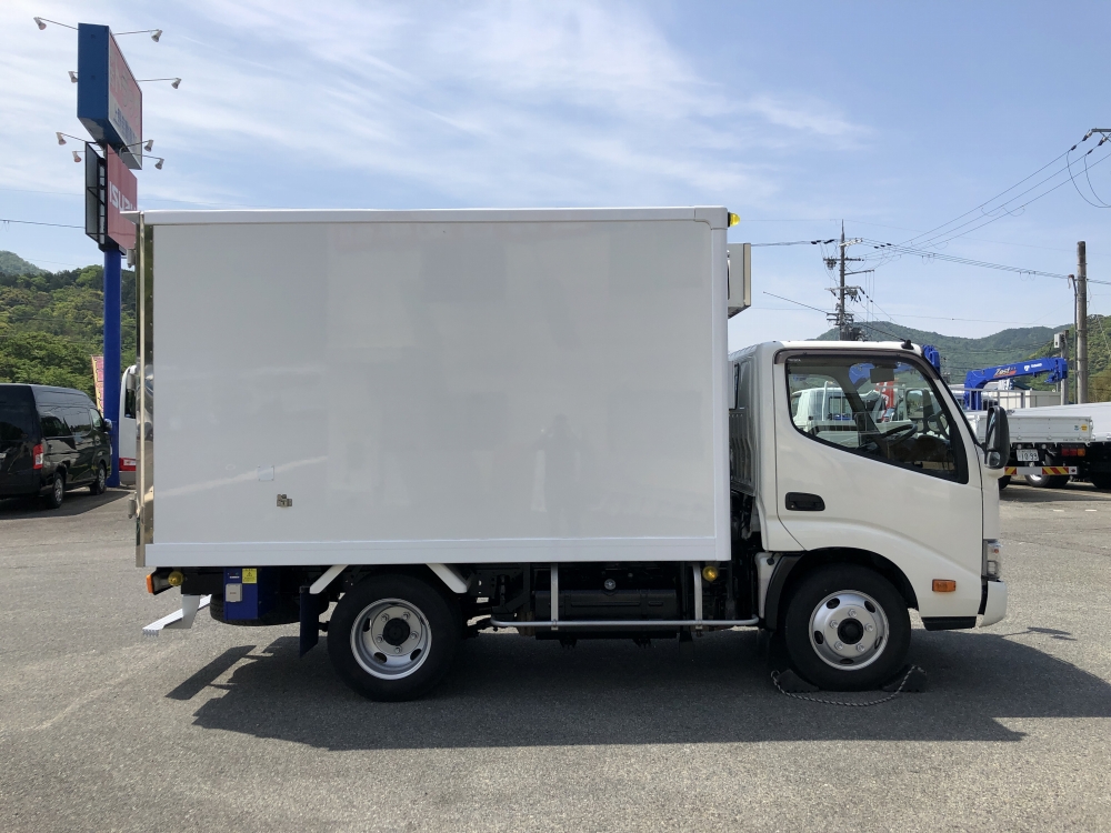 中古冷凍バン トヨタ ダイナ