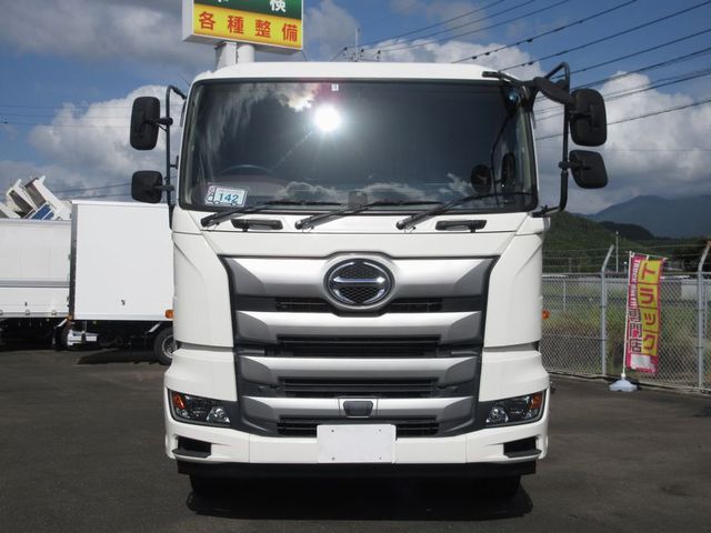 中古ミキサー車(生コン車) 日野 プロフィア