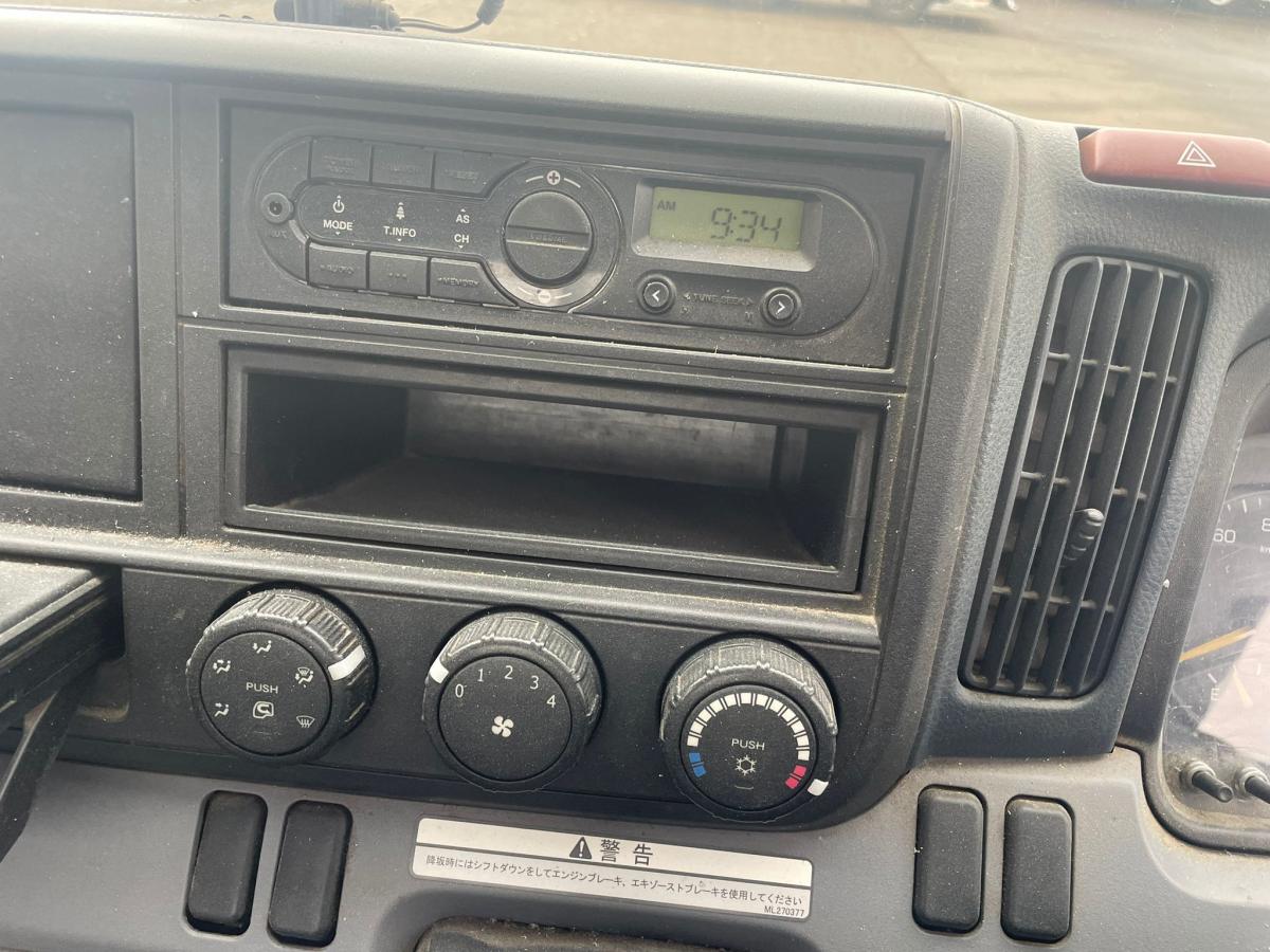 中古平ボディ 三菱ふそう キャンター