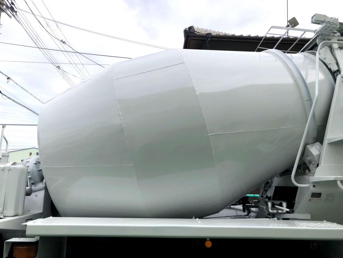 中古ミキサー車(生コン車) UDトラックス クオン