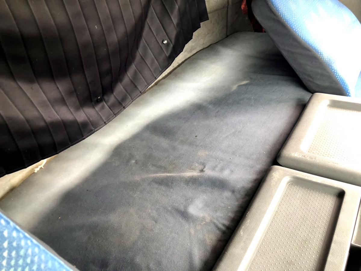 中古ミキサー車(生コン車) UDトラックス クオン