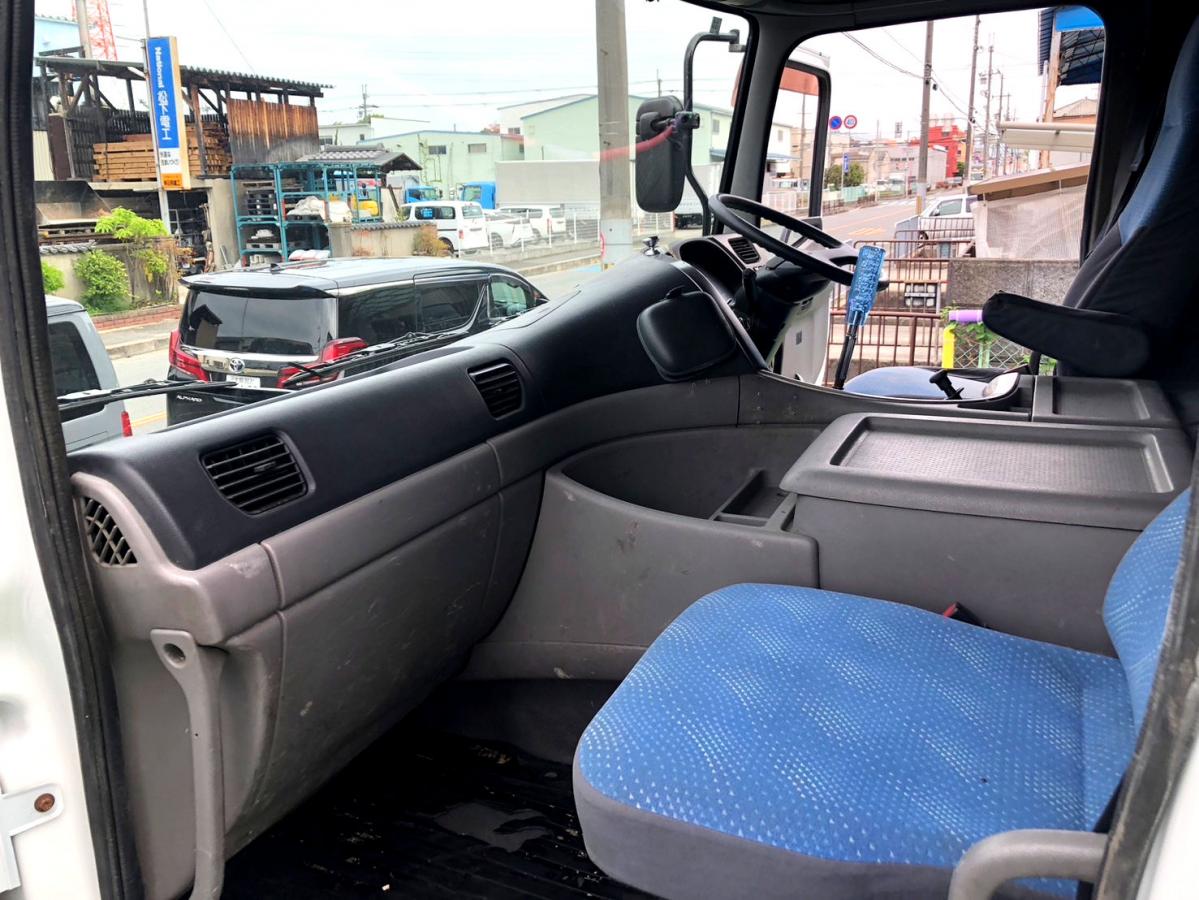 中古ミキサー車(生コン車) UDトラックス クオン