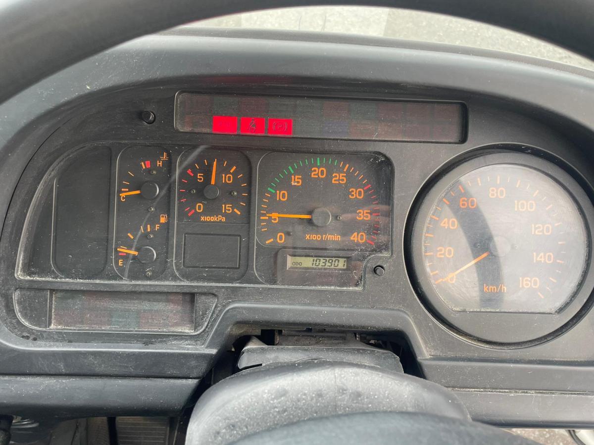 中古深ダンプ いすゞ フォワード