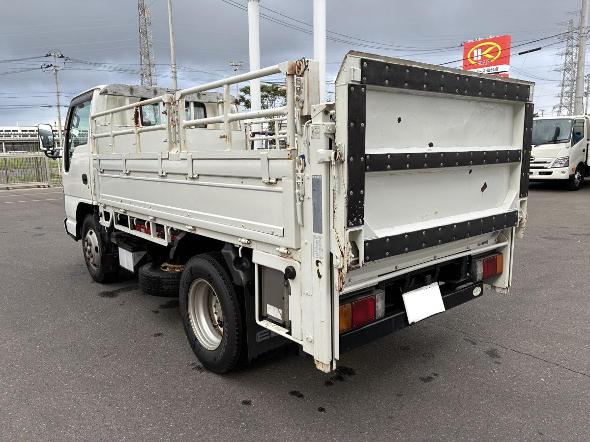 中古平ボディ いすゞ エルフ