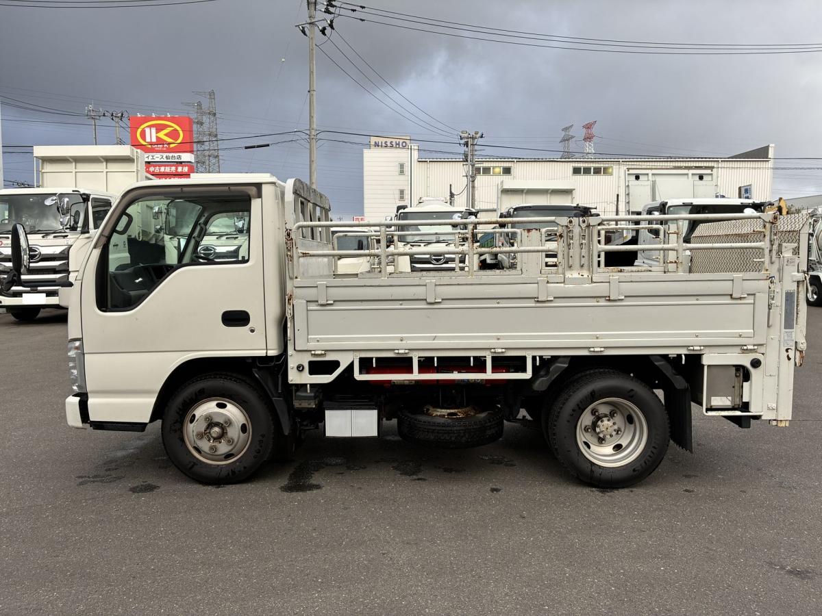中古平ボディ いすゞ エルフ