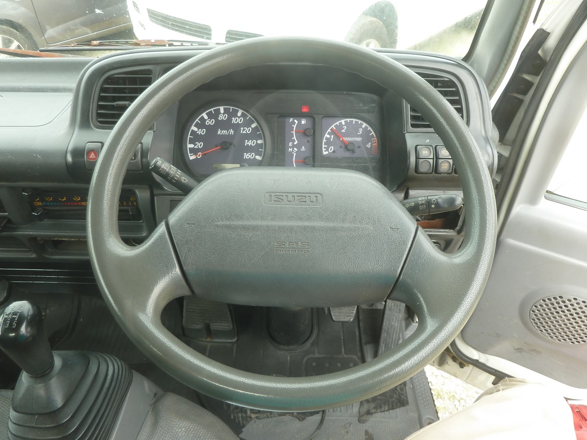 中古平ボディ いすゞ エルフ