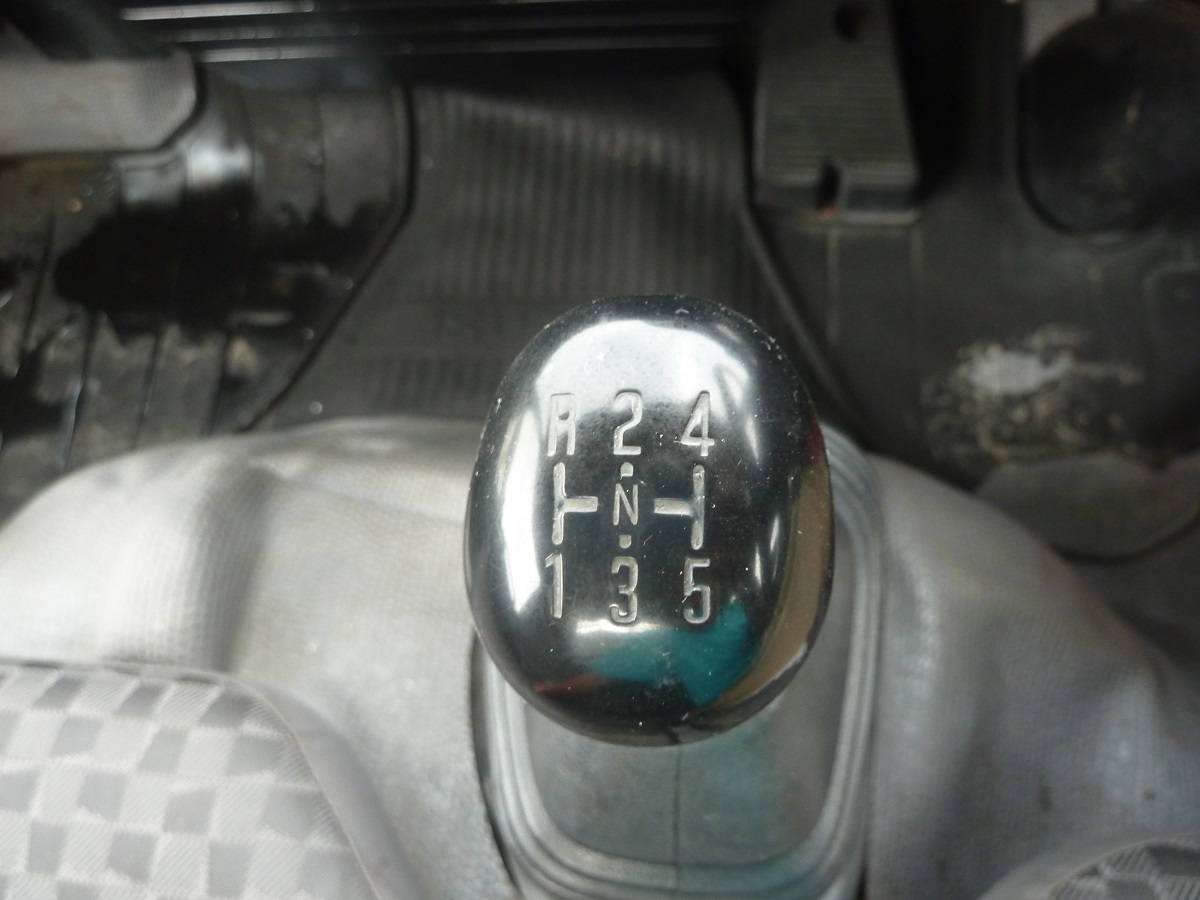 中古平ボディ いすゞ エルフ