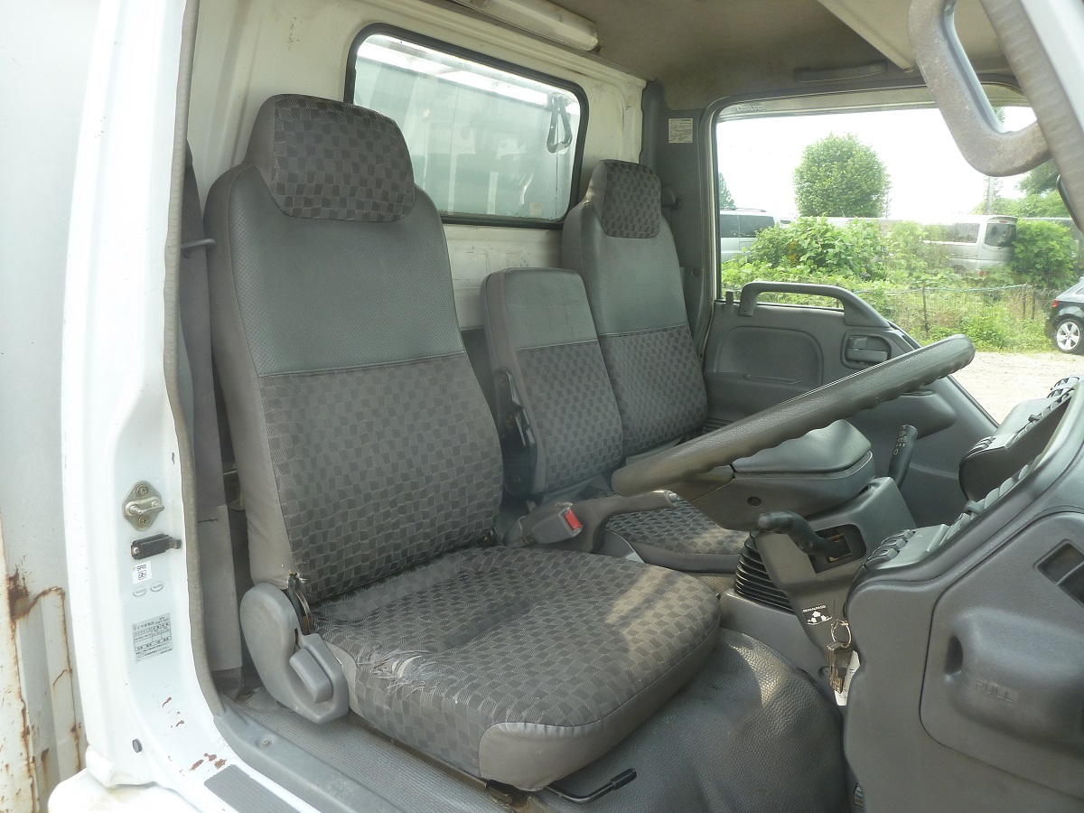 中古平ボディ いすゞ エルフ