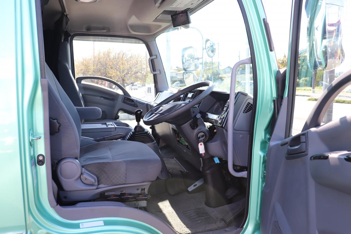 中古アルミウィング いすゞ フォワード