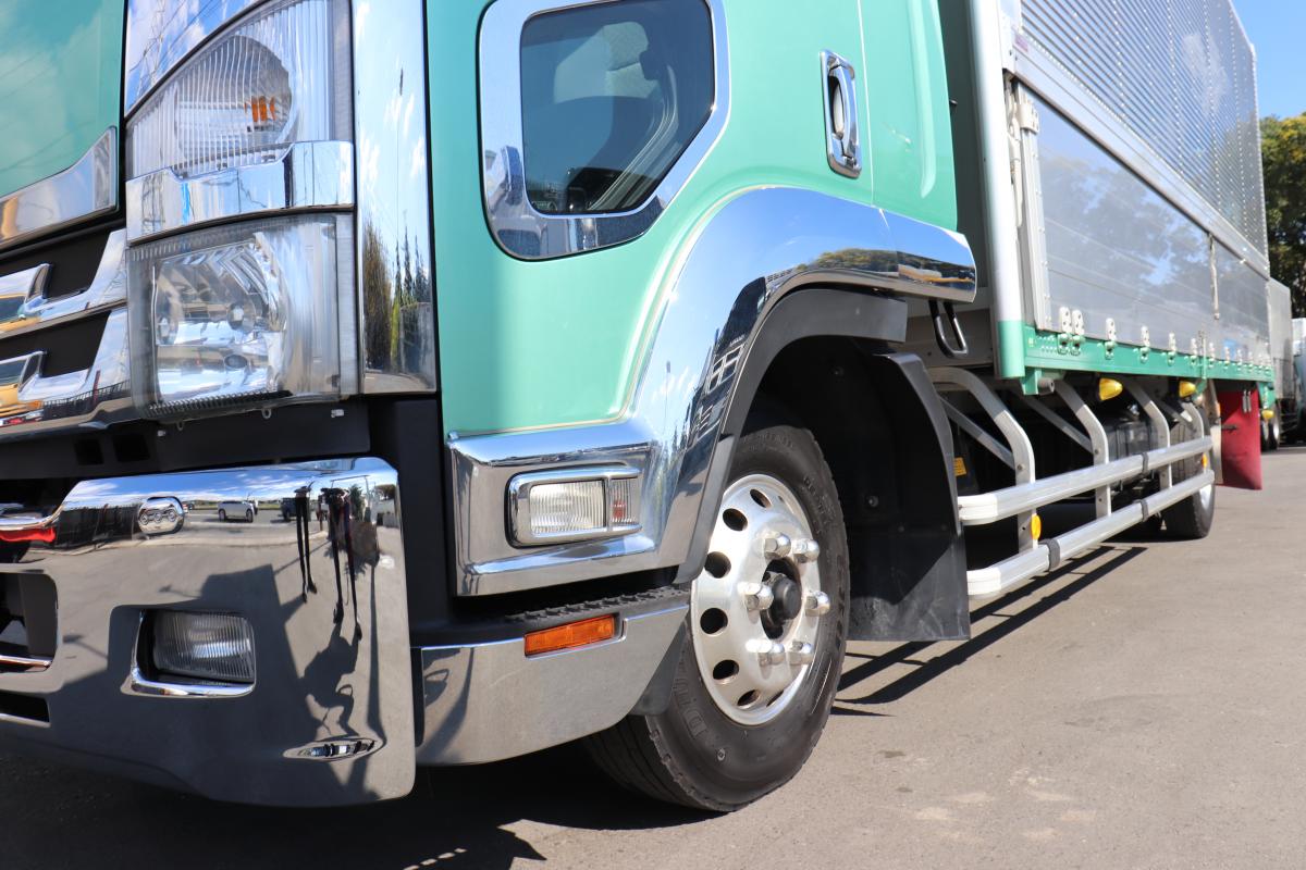 中古アルミウィング いすゞ フォワード