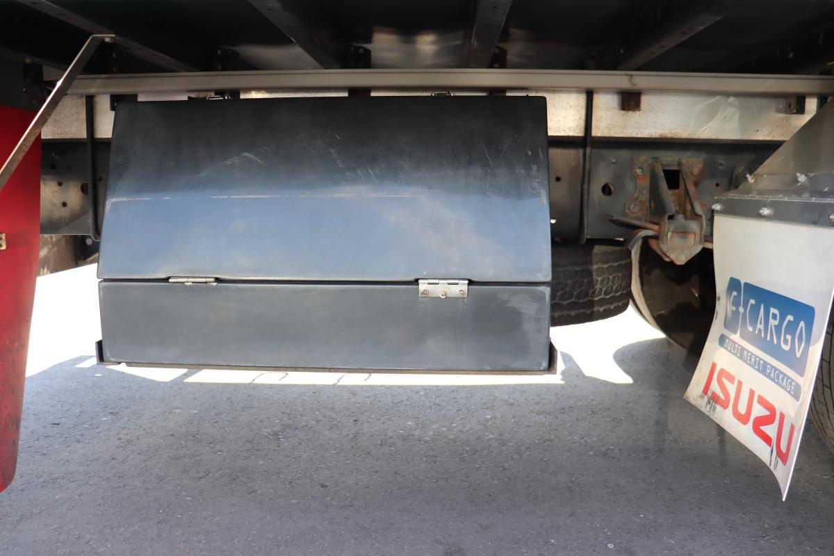 中古アルミウィング いすゞ フォワード