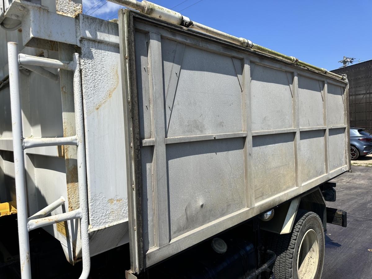 中古深ダンプ 日野 レンジャー