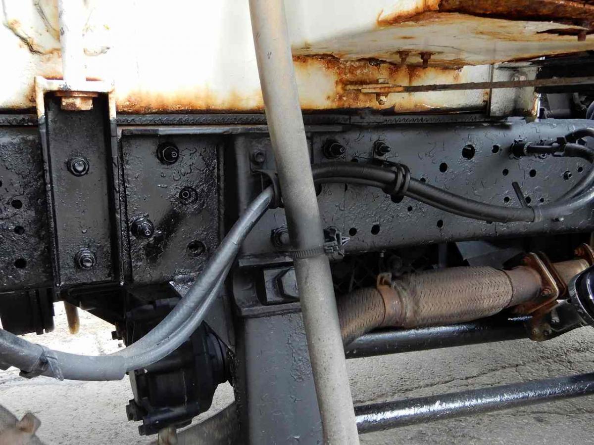 中古タンクローリー いすゞ エルフ