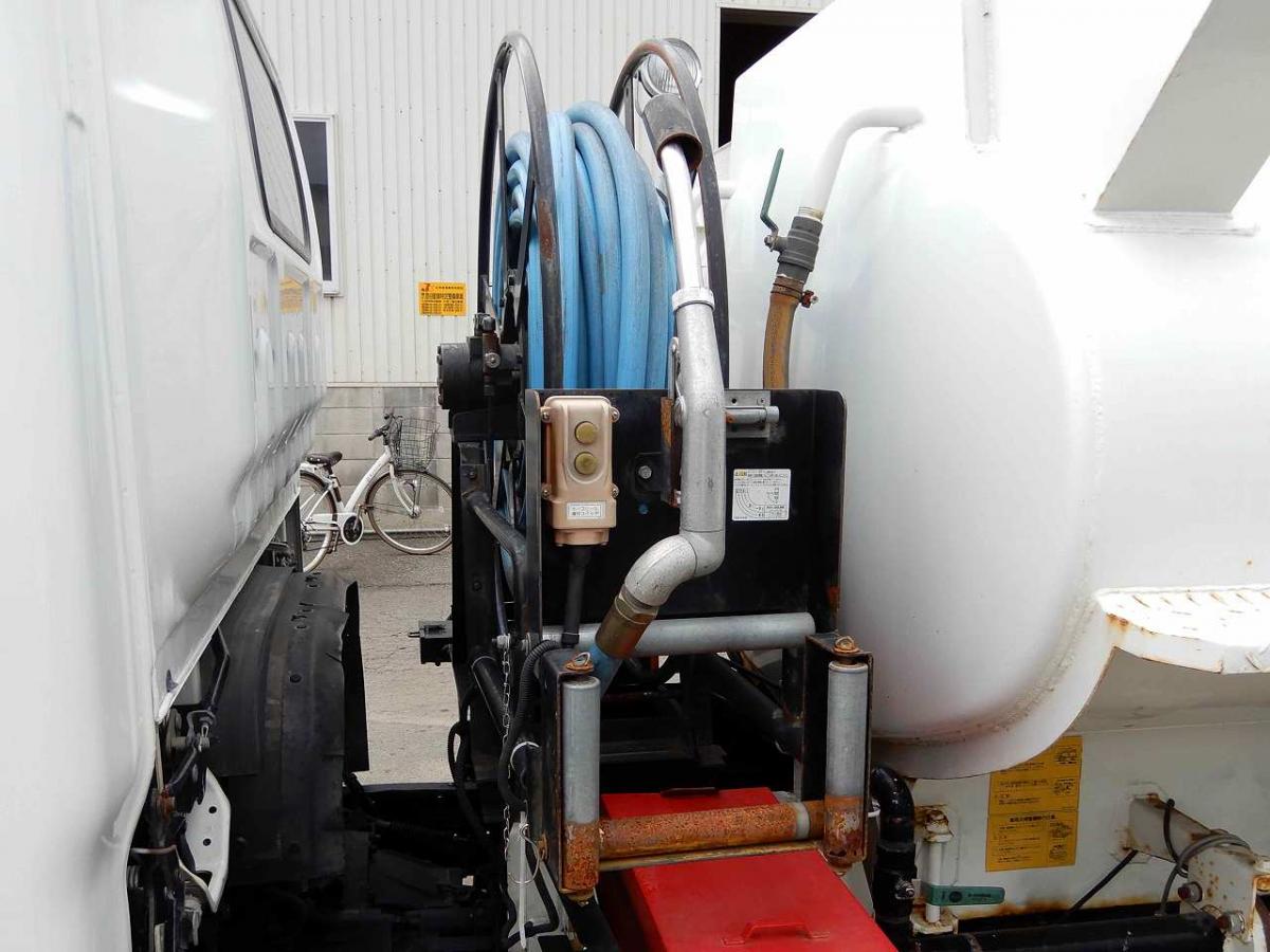 中古タンクローリー いすゞ エルフ