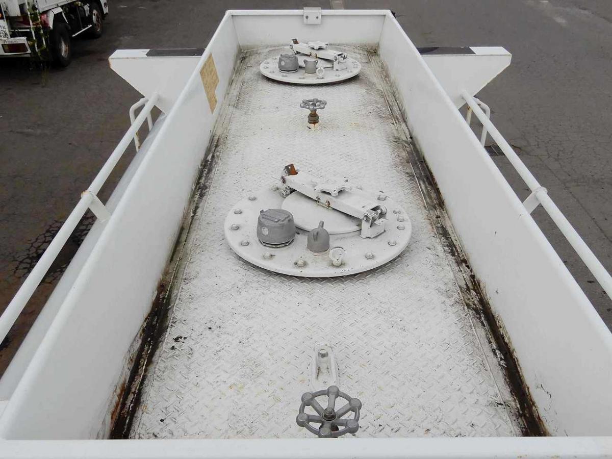 中古タンクローリー いすゞ エルフ