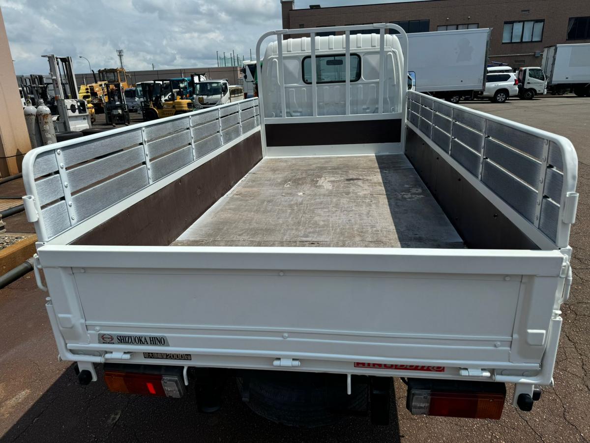 中古平ボディ 日野 デュトロ