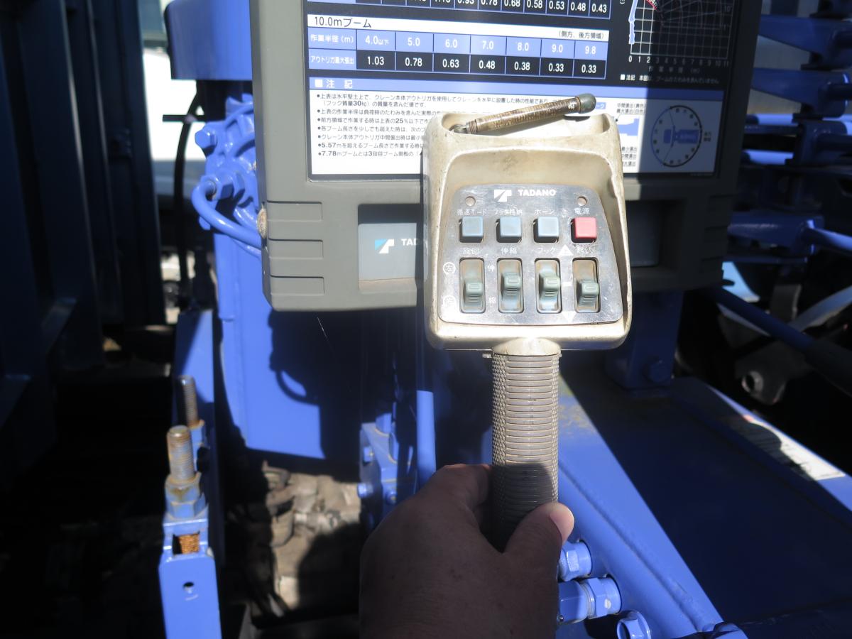 中古セルフクレーン いすゞ フォワード