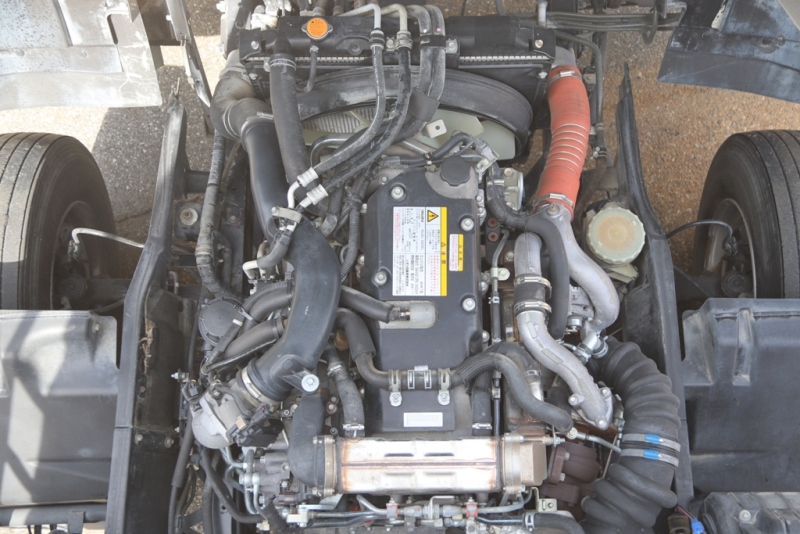 中古深ダンプ いすゞ フォワード