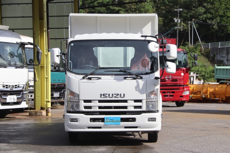 中古深ダンプ いすゞ フォワード