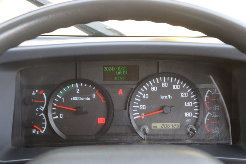 中古深ダンプ いすゞ フォワード