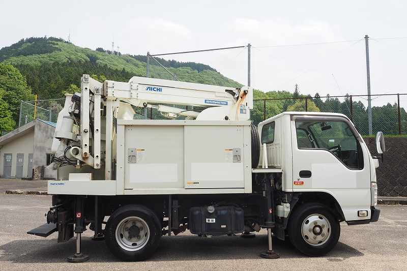 中古高所作業車 いすゞ エルフ