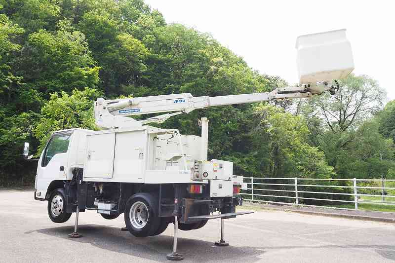 中古高所作業車 いすゞ エルフ