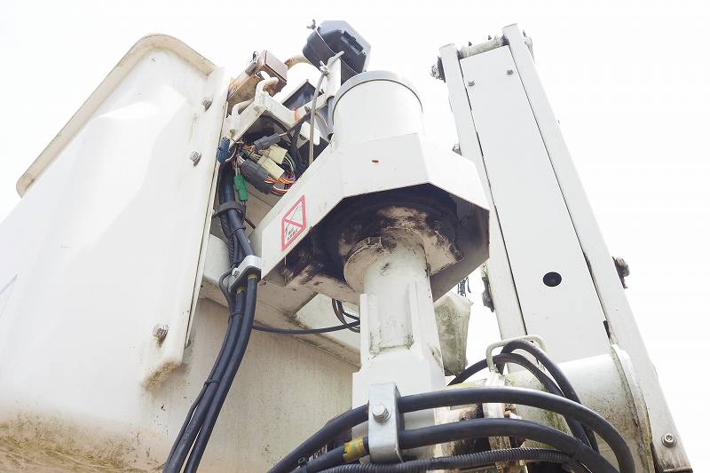 中古高所作業車 いすゞ エルフ