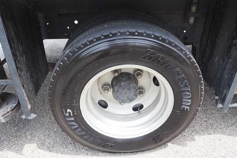 中古高所作業車 いすゞ エルフ