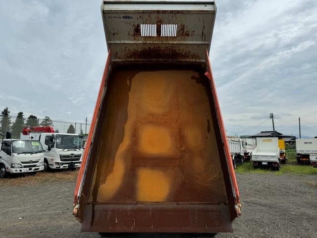 中古ダンプ いすゞ フォワード