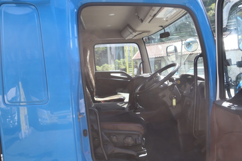 中古深ダンプ 日野 プロフィア