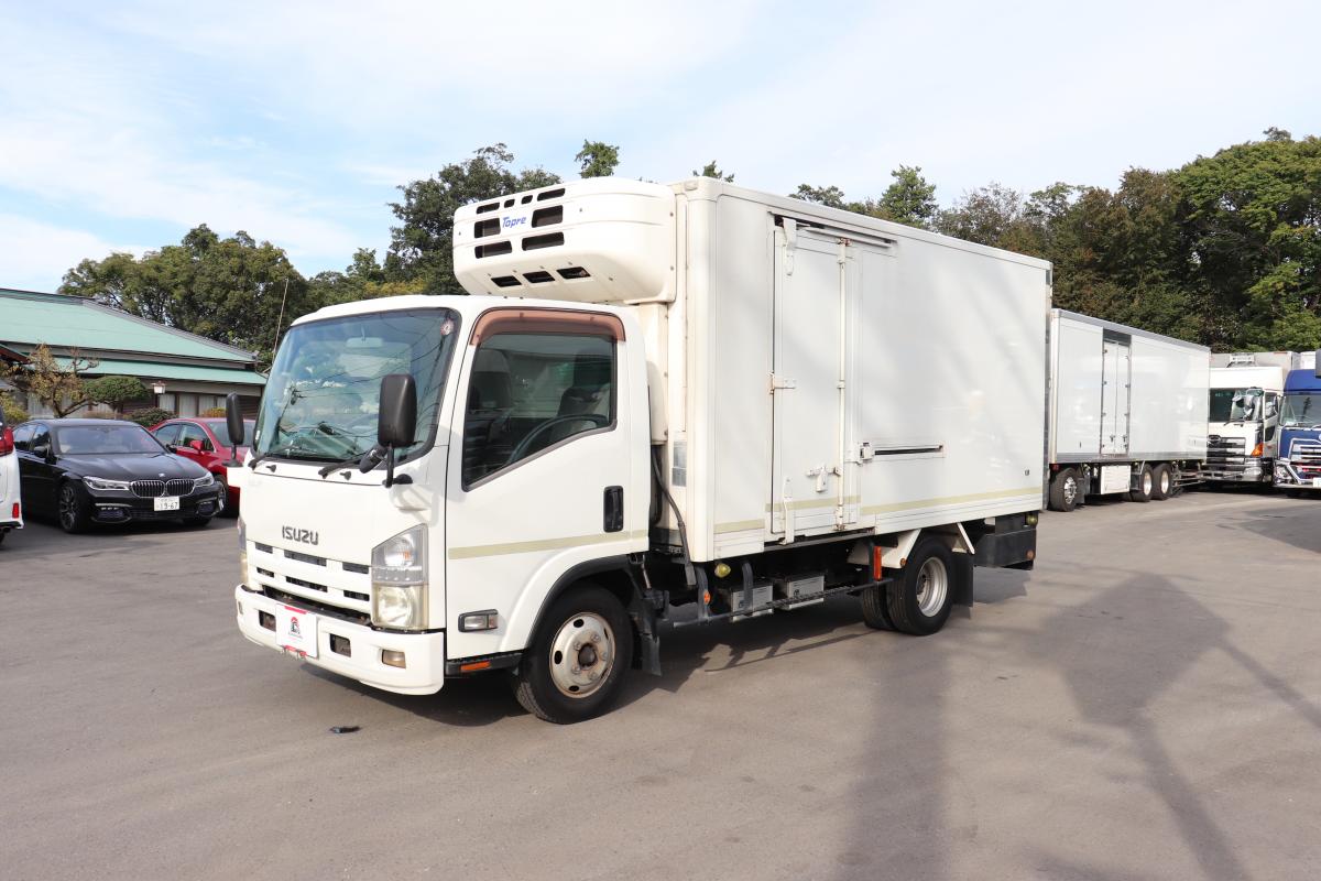 中古冷凍バン いすゞ エルフ