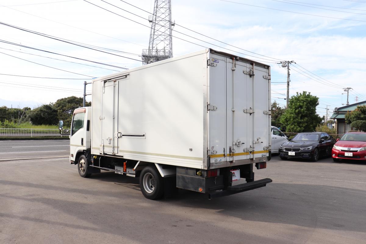 中古冷凍バン いすゞ エルフ