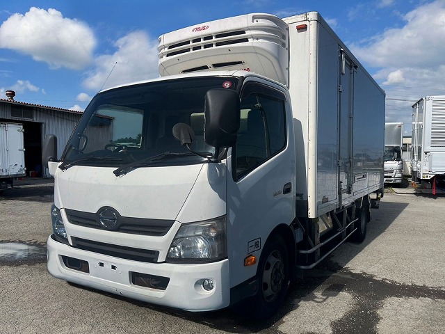 中古冷凍バン 日野 デュトロ