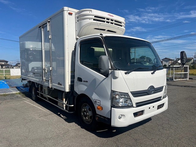 中古冷凍バン 日野 デュトロ