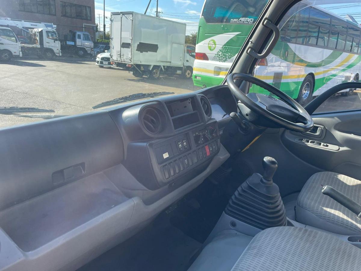 中古平ボディ 日野 デュトロ