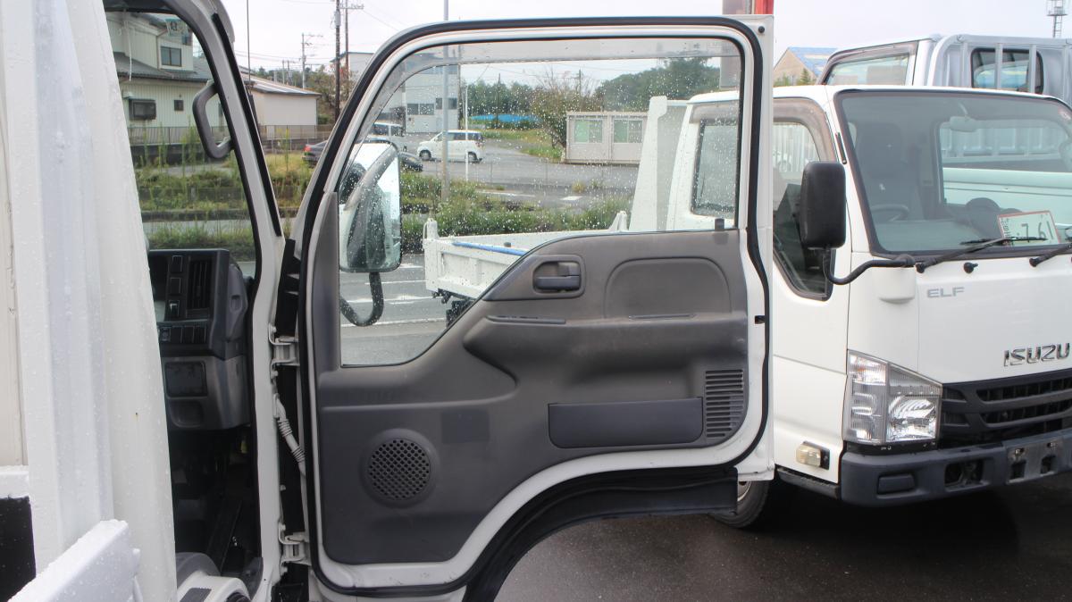 中古平ボディ いすゞ 