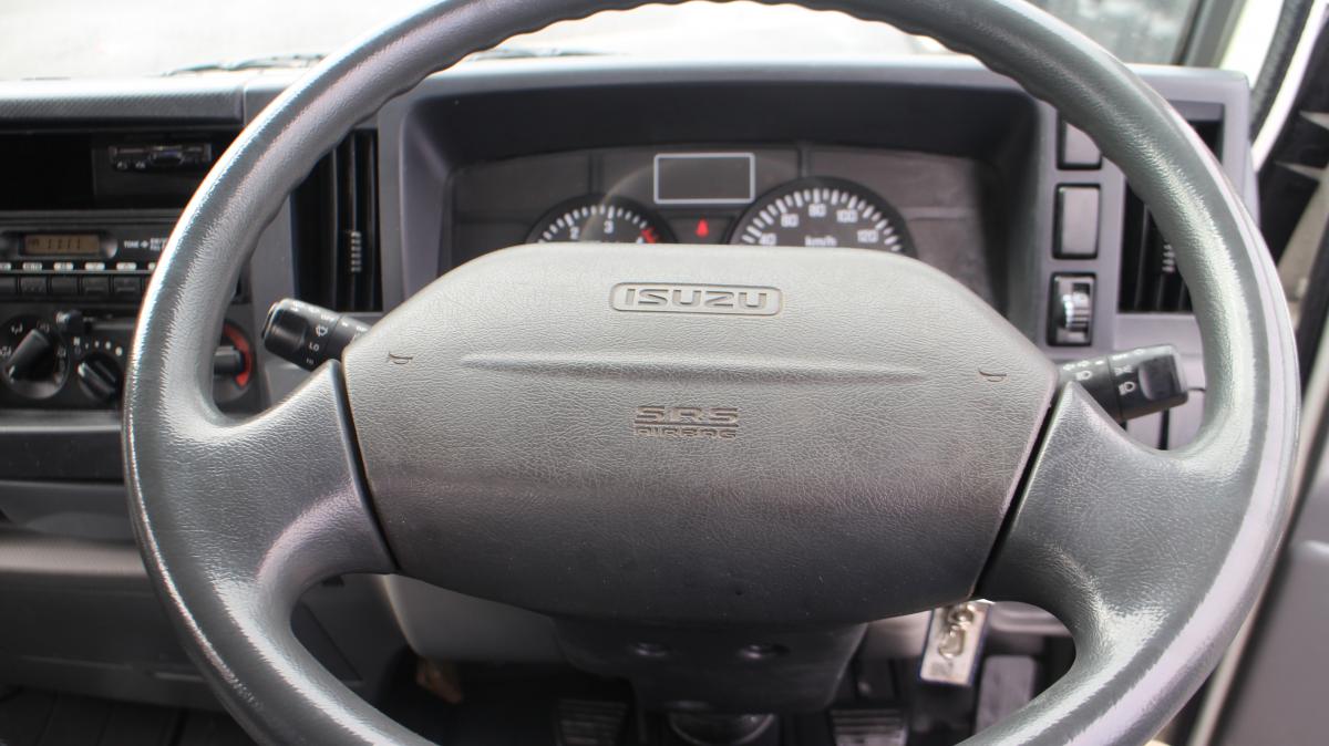 中古平ボディ いすゞ 