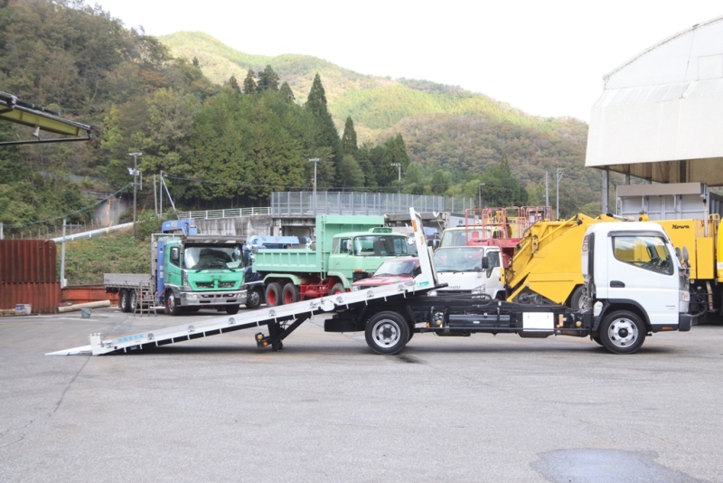 中古平ボディ 三菱ふそう キャンター