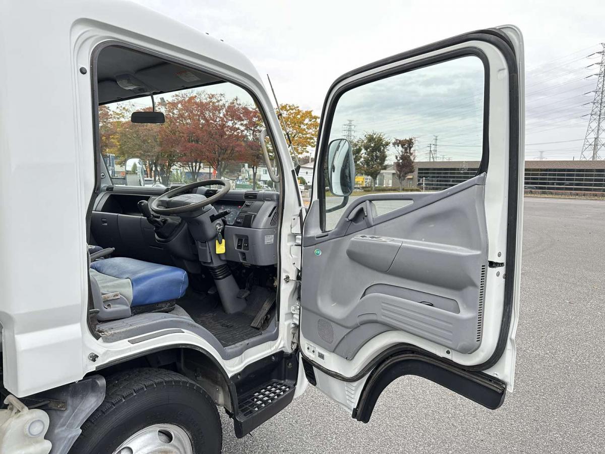 中古クレーン 三菱ふそう キャンター