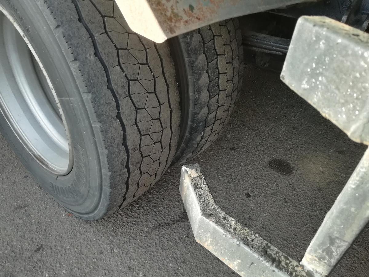 中古クレーン 三菱ふそう ファイター