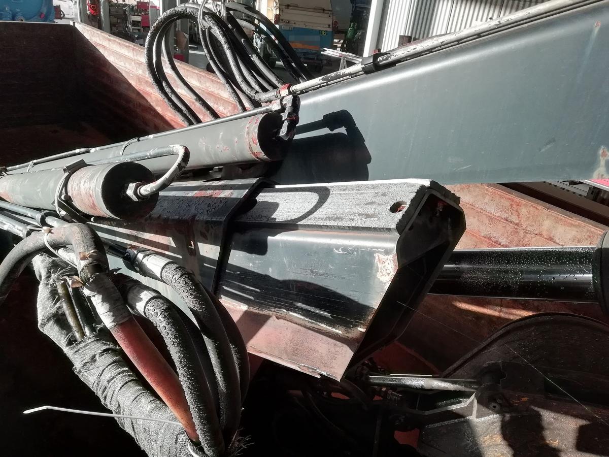 中古クレーン 三菱ふそう ファイター