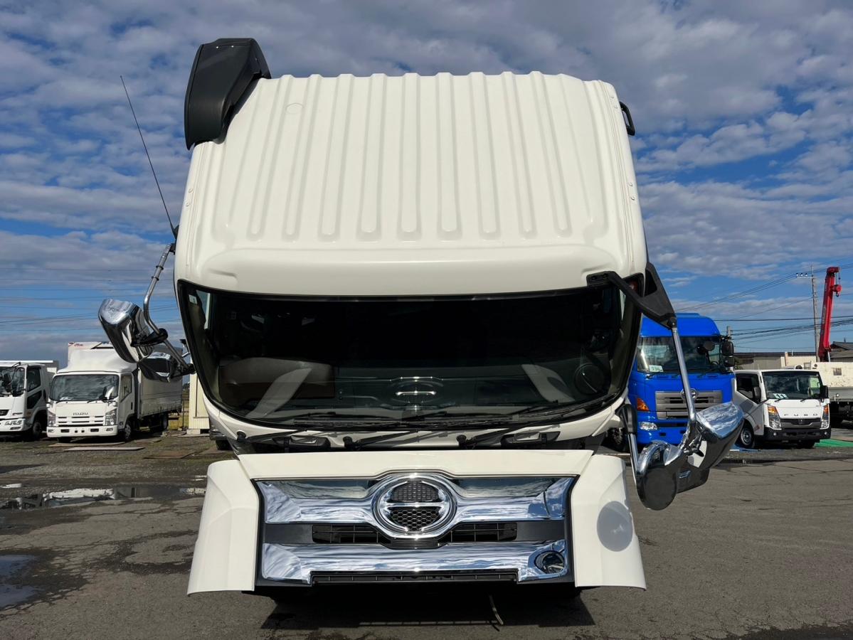 中古ミキサー車(生コン車) 日野 プロフィア /☆カヤバ製8.7m3☆電動