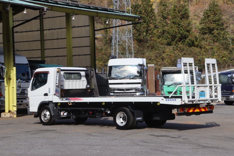 中古キャリアカー(積載車) 三菱ふそう キャンター