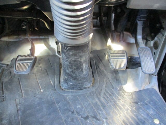 中古コンクリートポンプ車 日野 デュトロ