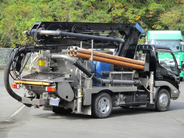 中古コンクリートポンプ車 日野 デュトロ