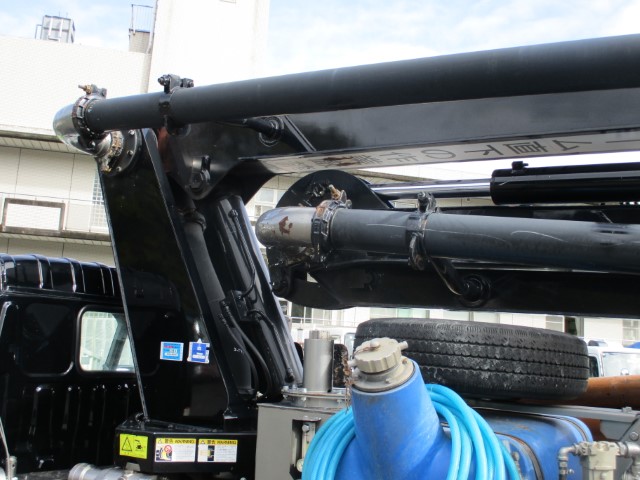 中古コンクリートポンプ車 日野 デュトロ