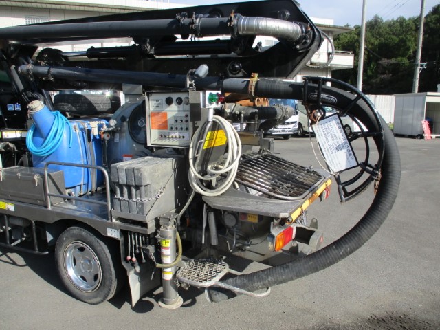 中古コンクリートポンプ車 日野 デュトロ