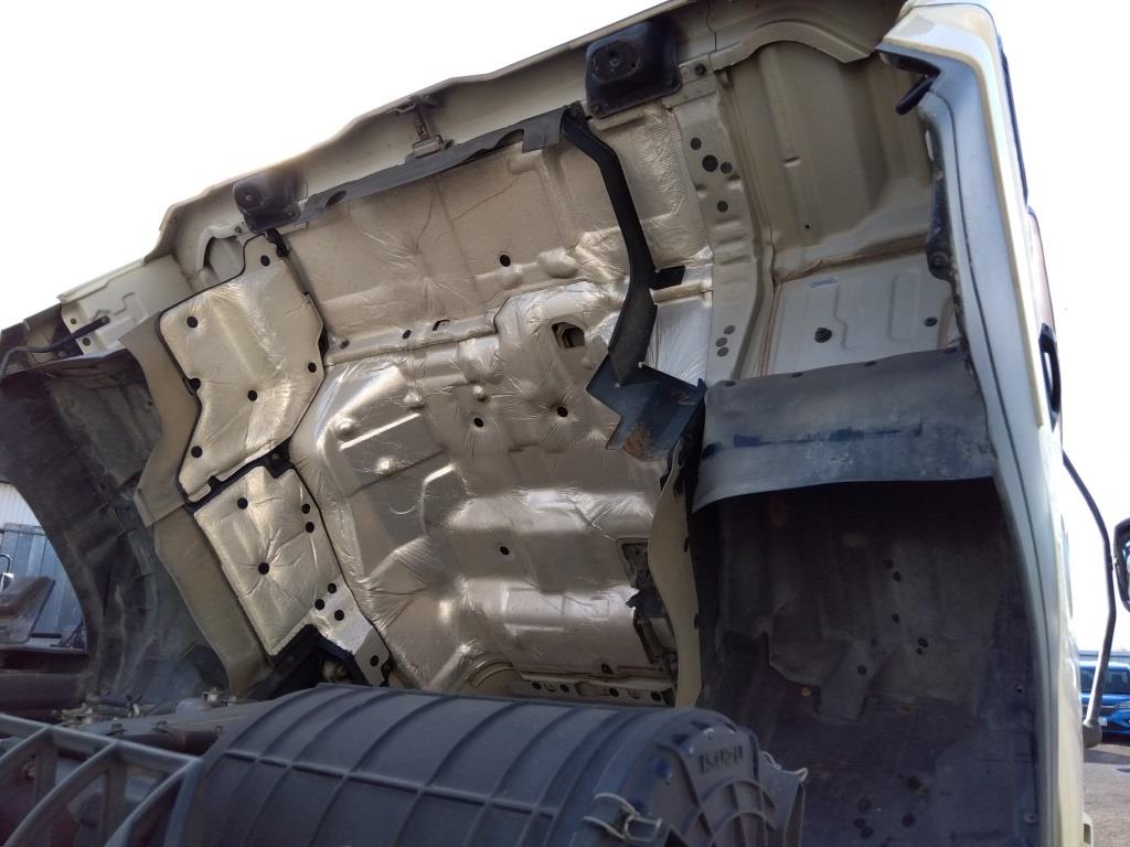 中古粉粒体運搬車 いすゞ ギガ