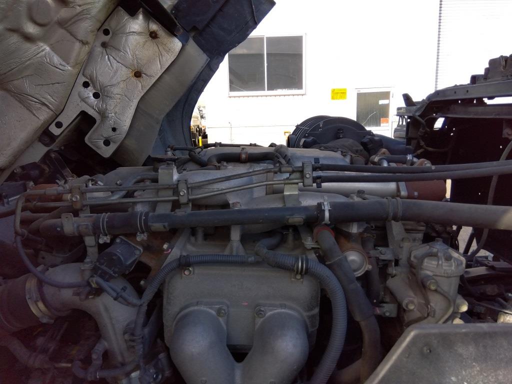 中古粉粒体運搬車 いすゞ ギガ