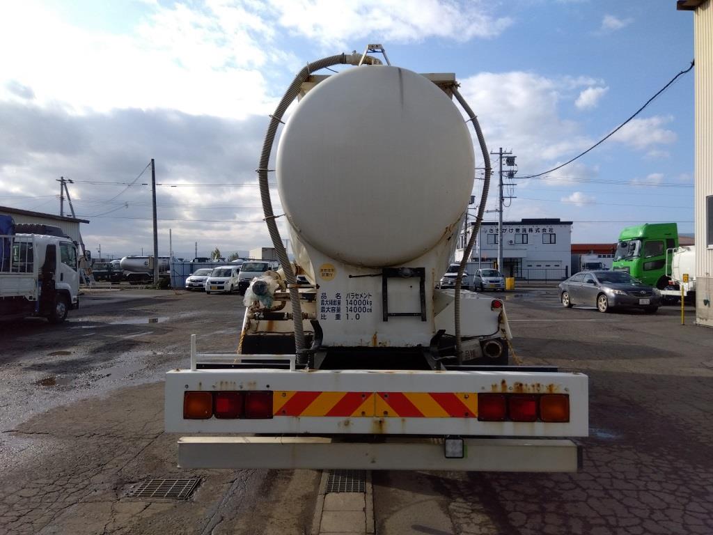 中古粉粒体運搬車 いすゞ ギガ